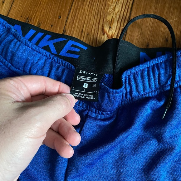 Nike Dri-FIT Men's Training Shorts - Standard Fit - Size Small - Picture 4 of 4